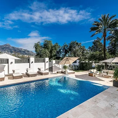 Hotel Contemporary Golf Brisas Nueva Andalucia